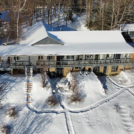 Le Lodge Du Lac Saint-Faustin 외부 사진