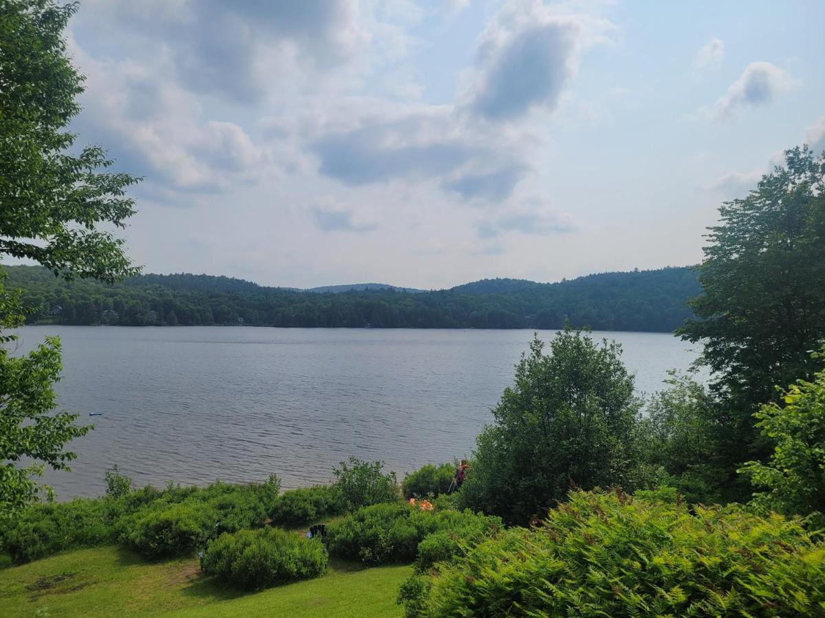 Le Lodge Du Lac Saint-Faustin 외부 사진